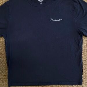 Hollister Men's Dark Blue Signature Tee